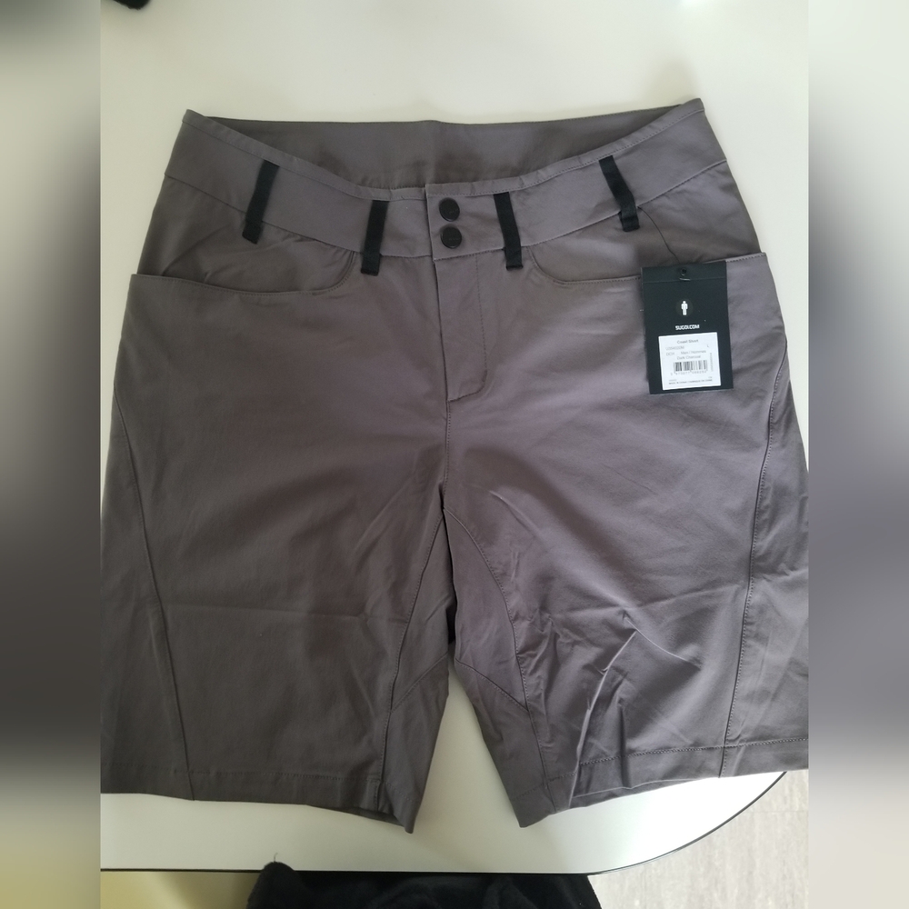 SUGOI Mens Performance Shorts L NWT